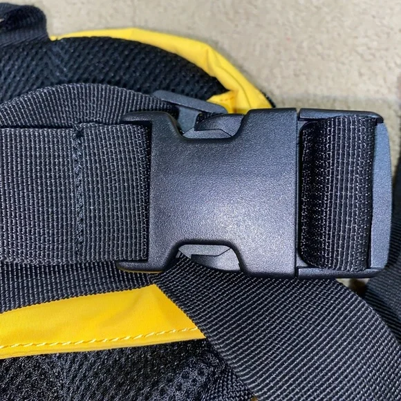 Obey Fanny Pack. Never been worn before perfect condition. - Picture 4 of 5